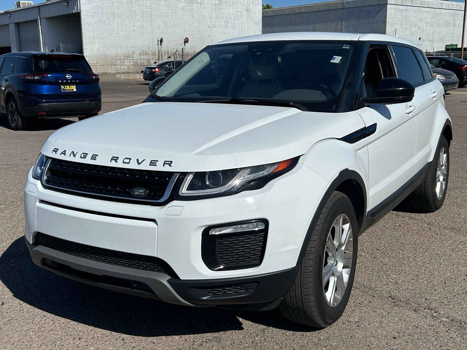 2017 Land Rover Range Rover Evoque SE's photo