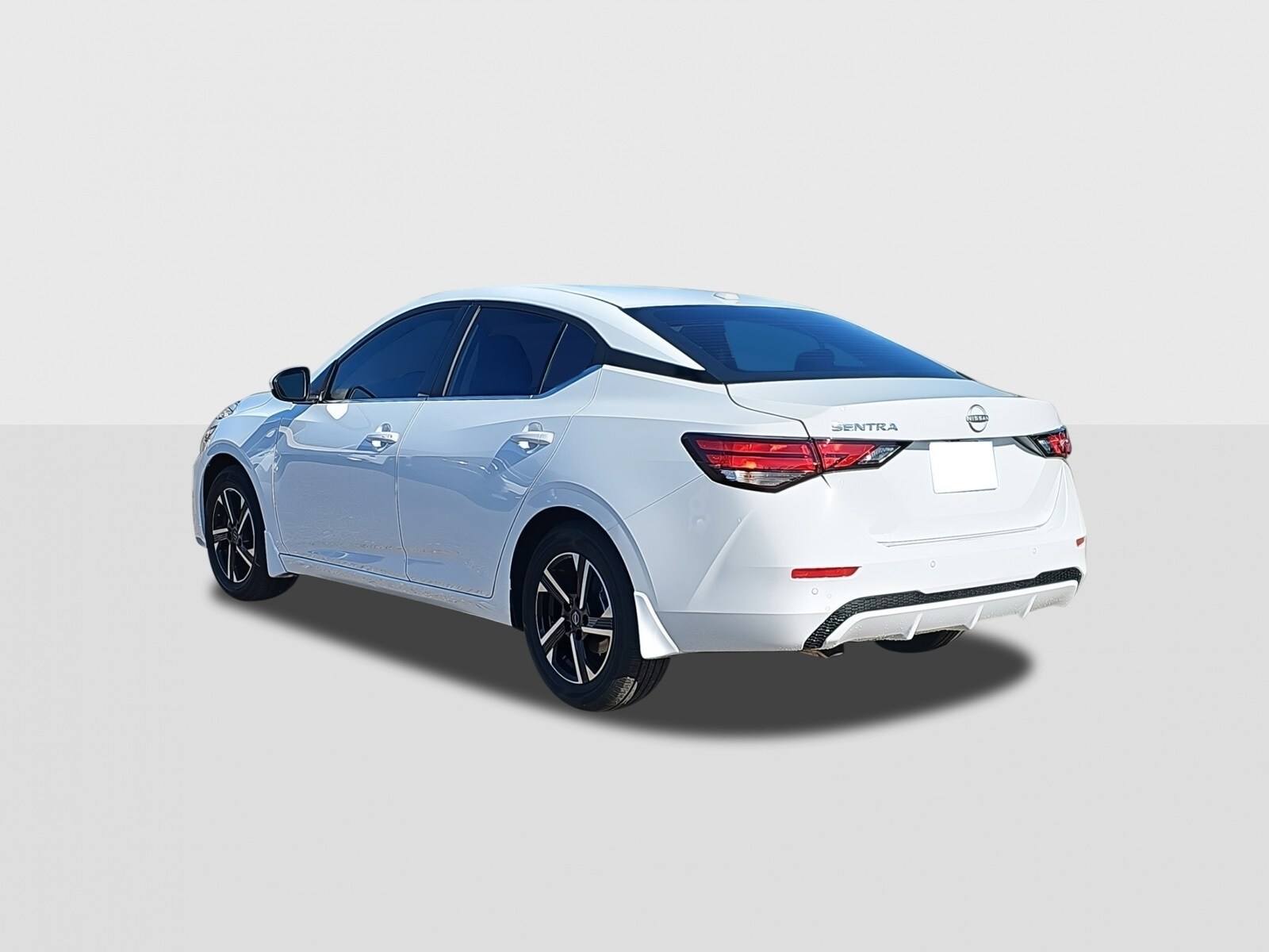 2025 Nissan Sentra SV photo 3