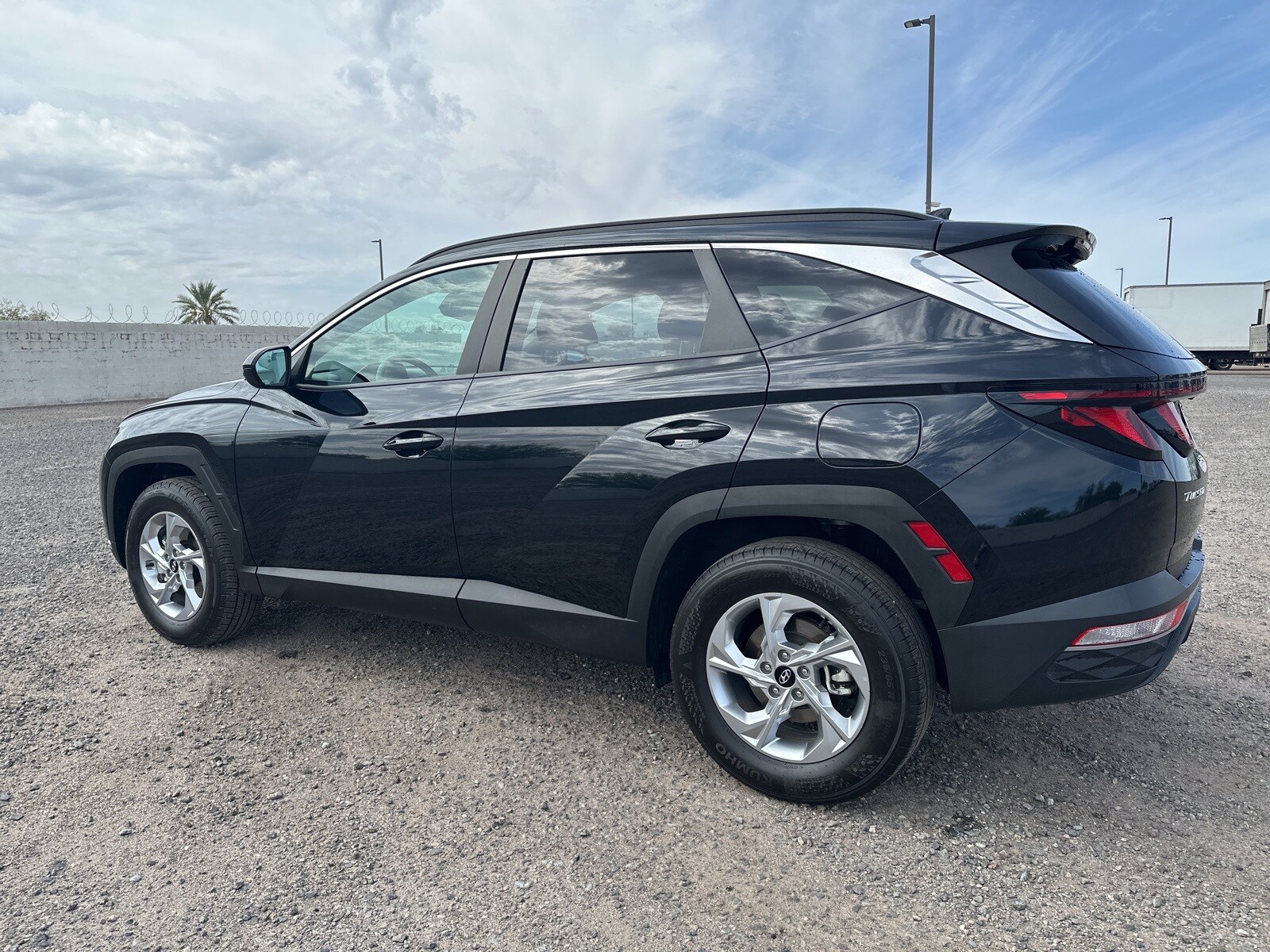 2024 Hyundai Tucson SEL photo 3