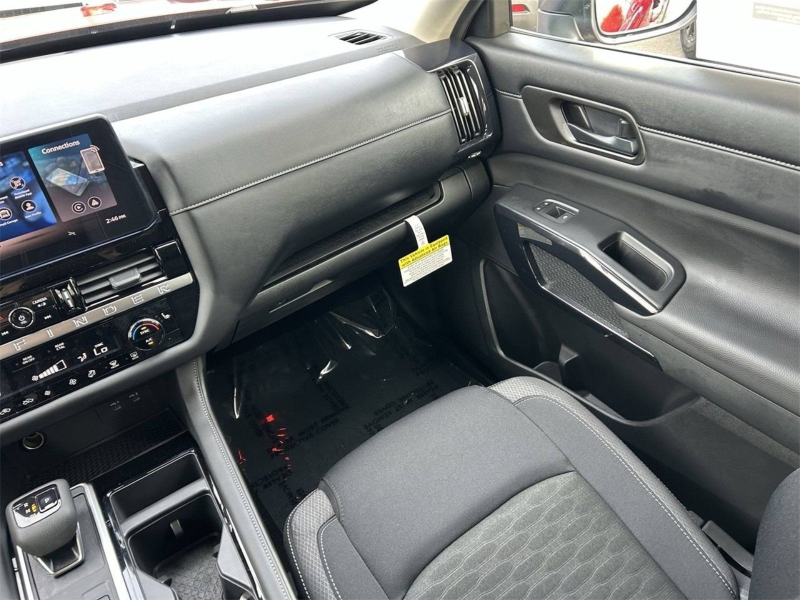 2026 Nissan Pathfinder SV - Photo 22