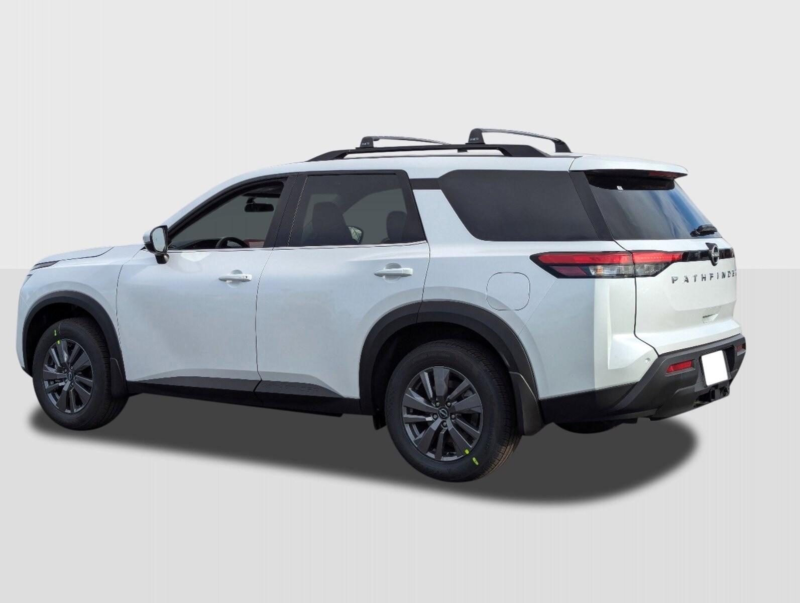 2025 Nissan Pathfinder SV photo 3