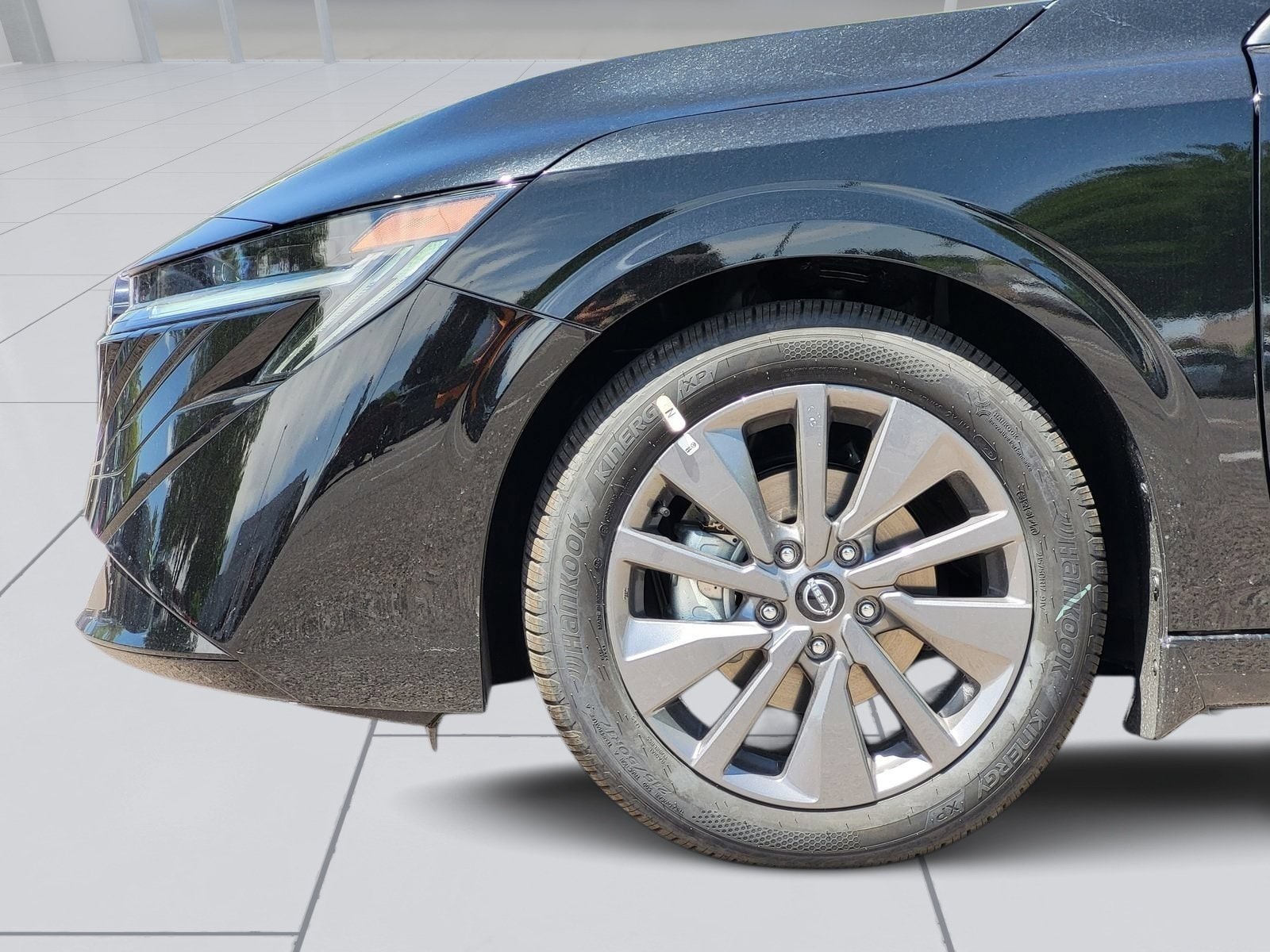 2026 Nissan Sentra SL - Photo 6
