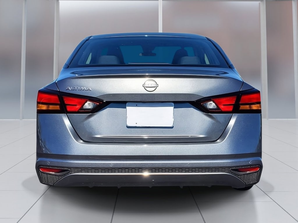 New 2025 Nissan Altima S Sedan