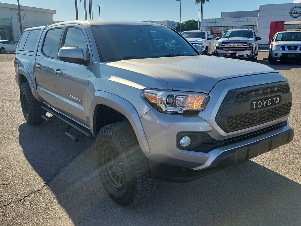 Used 2017 Toyota Tacoma SR5 Truck