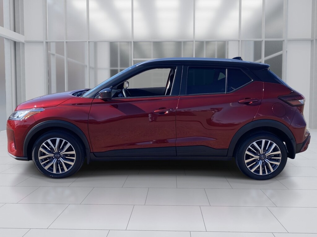 Used 2024 Nissan Kicks SV SUV