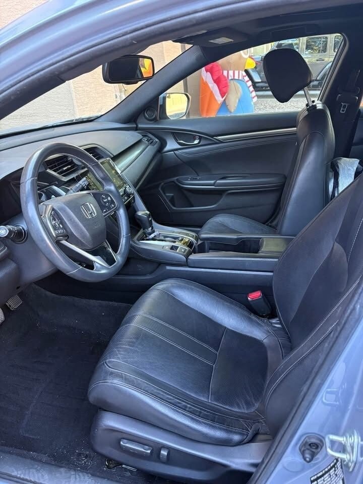 2019 Honda Civic EX-L photo 2