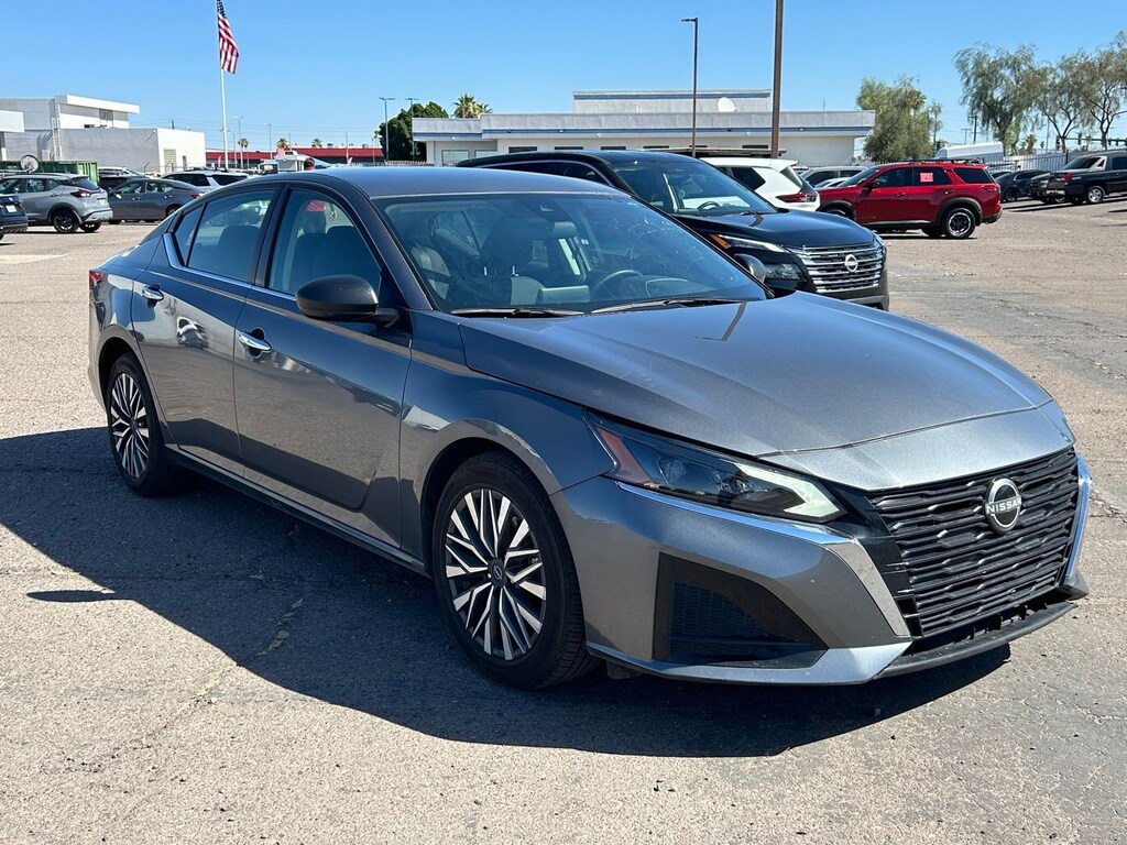 Certified 2025 Nissan Altima 2.5 SV Sedan