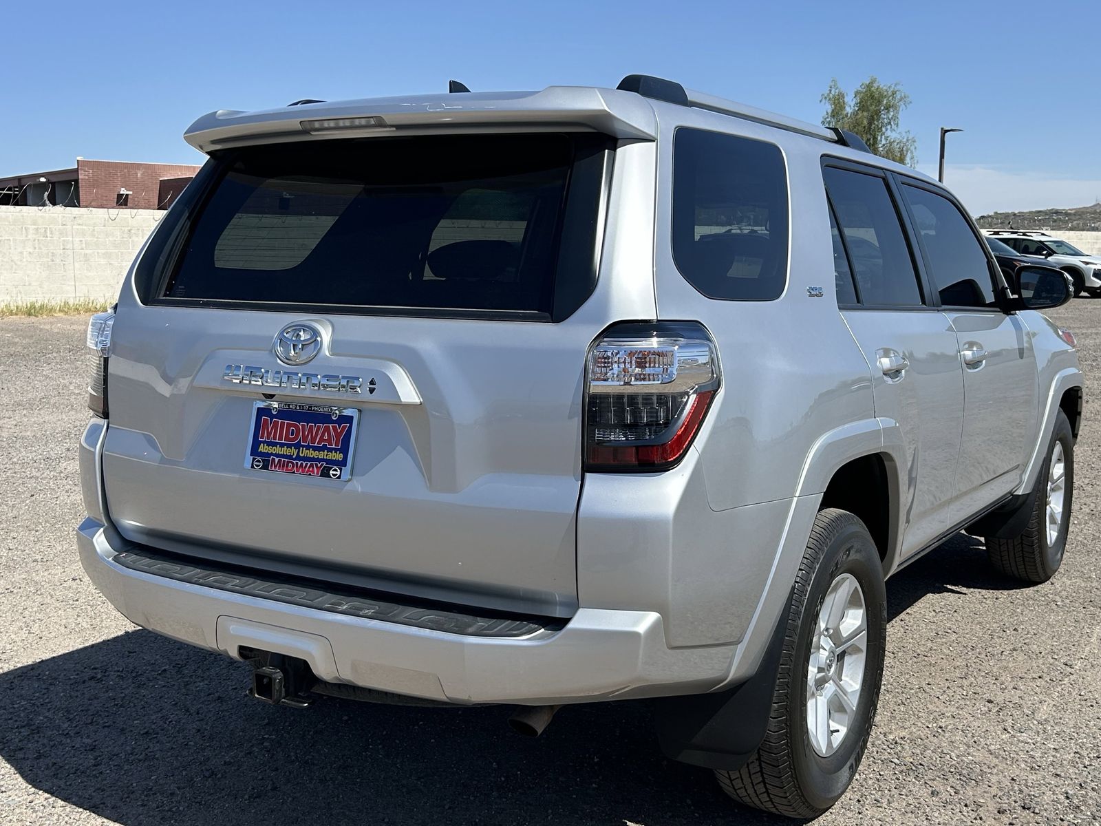 View vehicle photo 6
