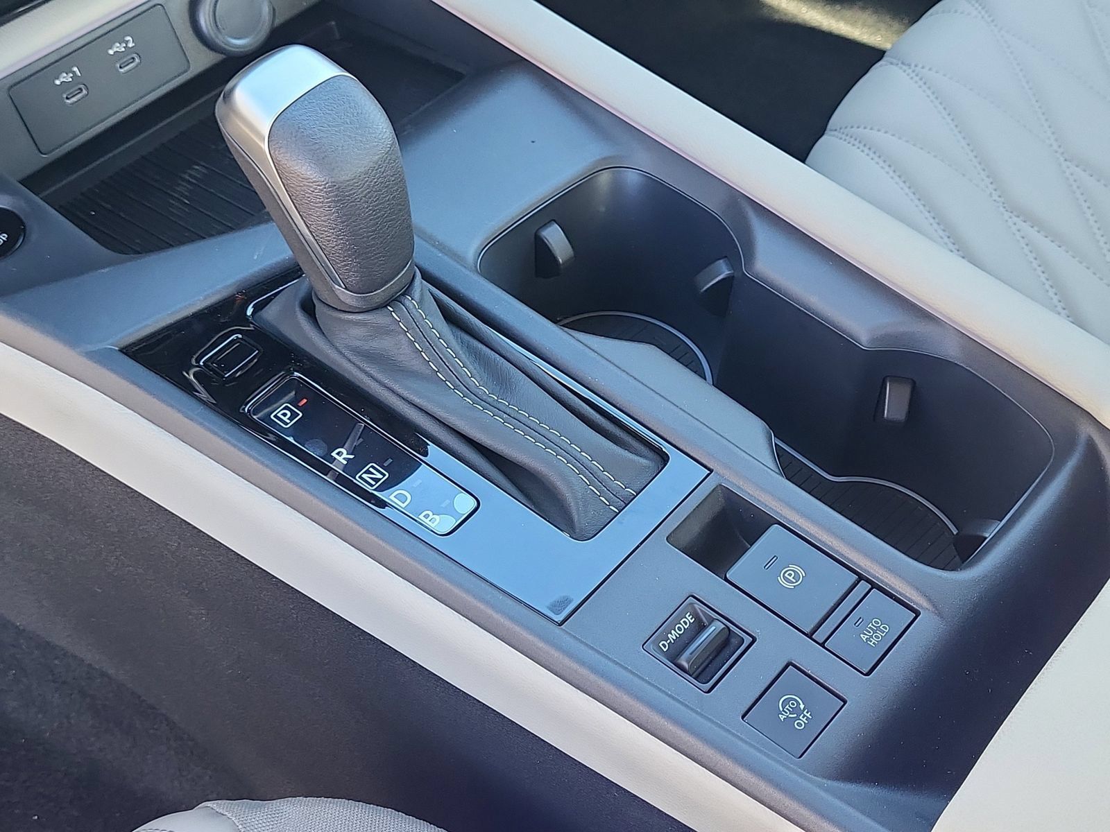 2026 Nissan Sentra SL - Photo 13