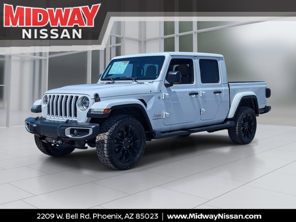 Used 2020 Jeep Gladiator Overland Truck