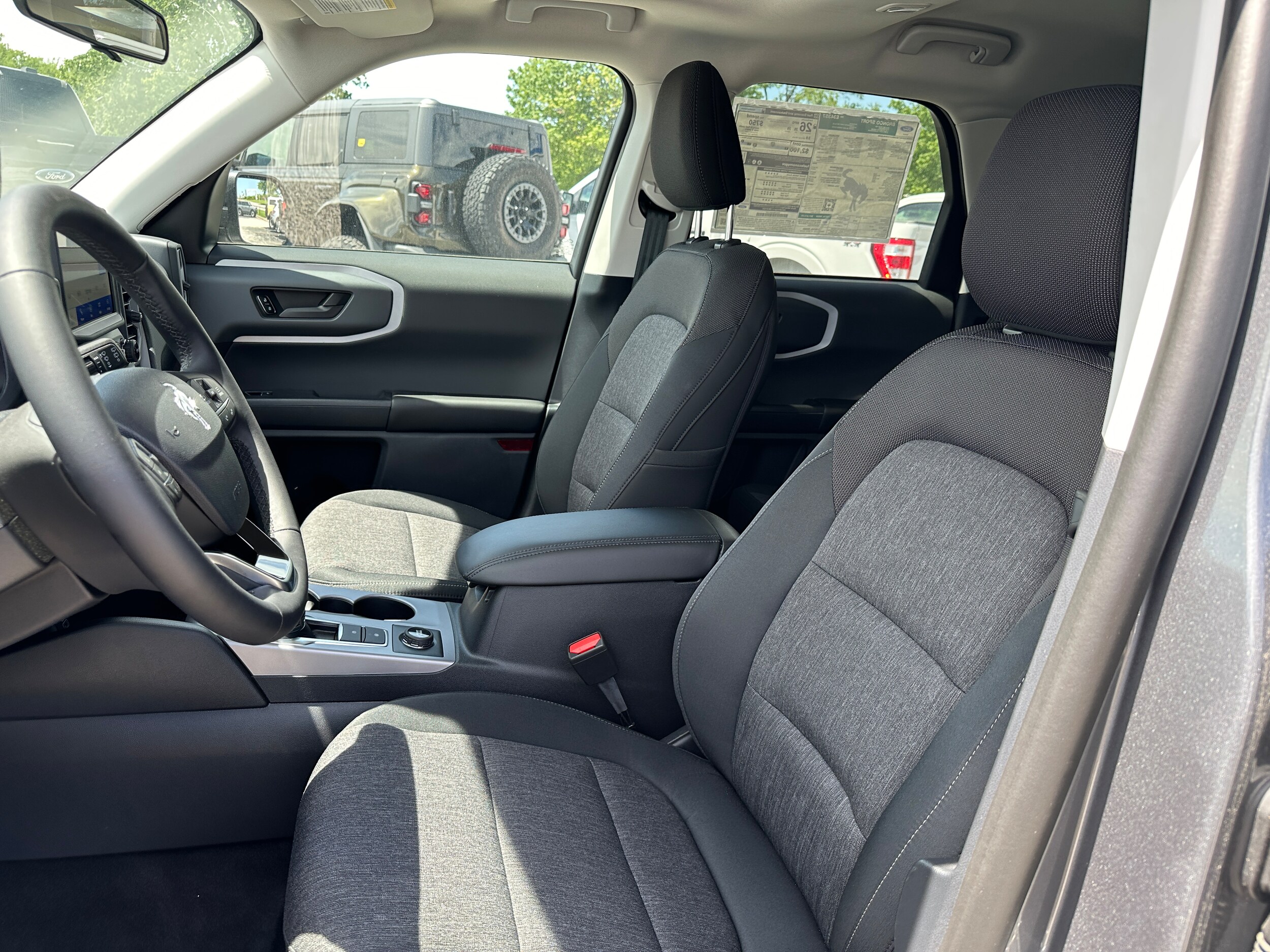 2024 Ford Bronco Sport Big Bend photo 2