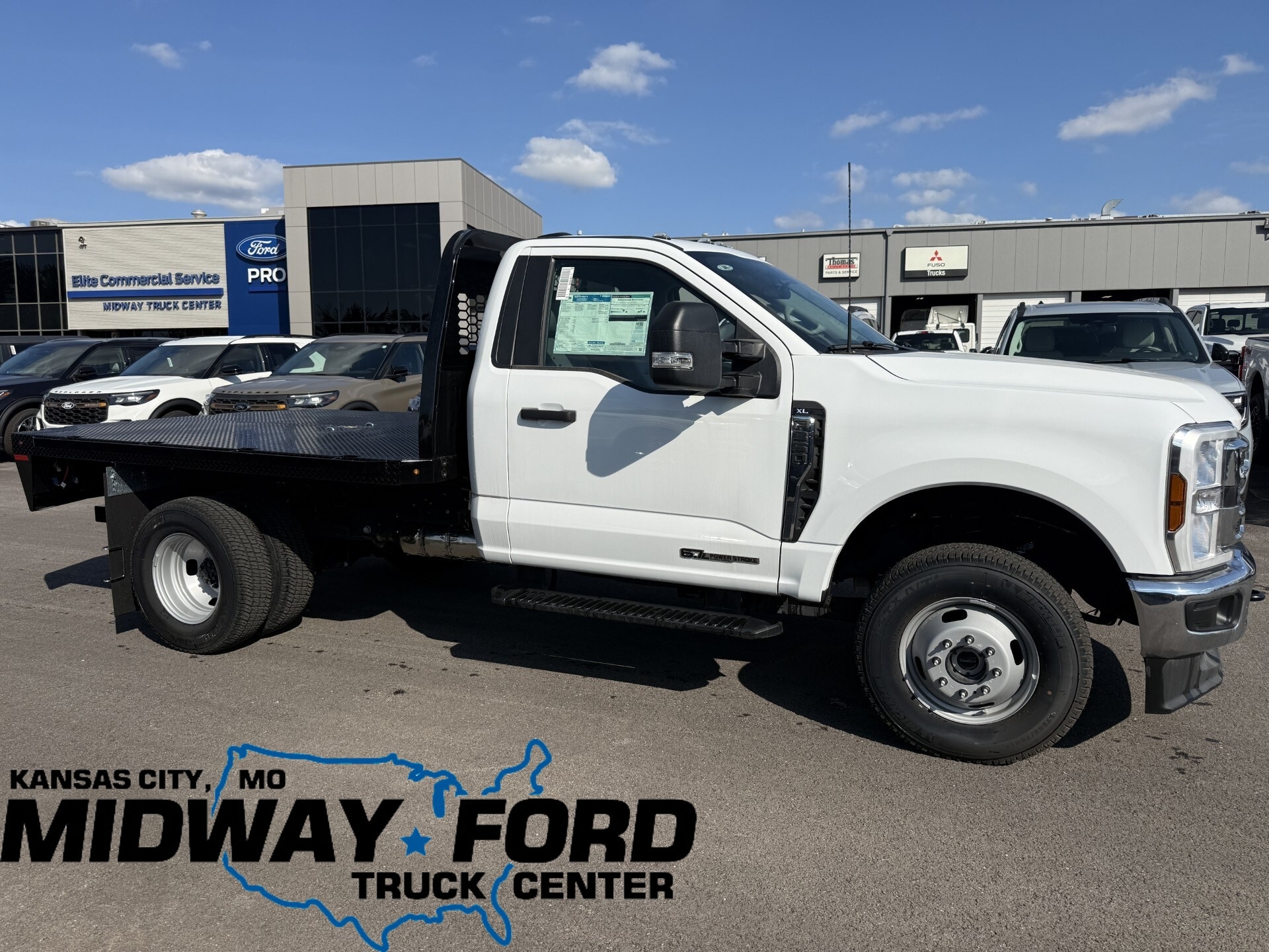 2025 Ford F-350 Super Duty Chassis Cab XL