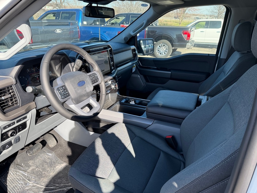 New 2024 Ford F-150 XLT Pickup