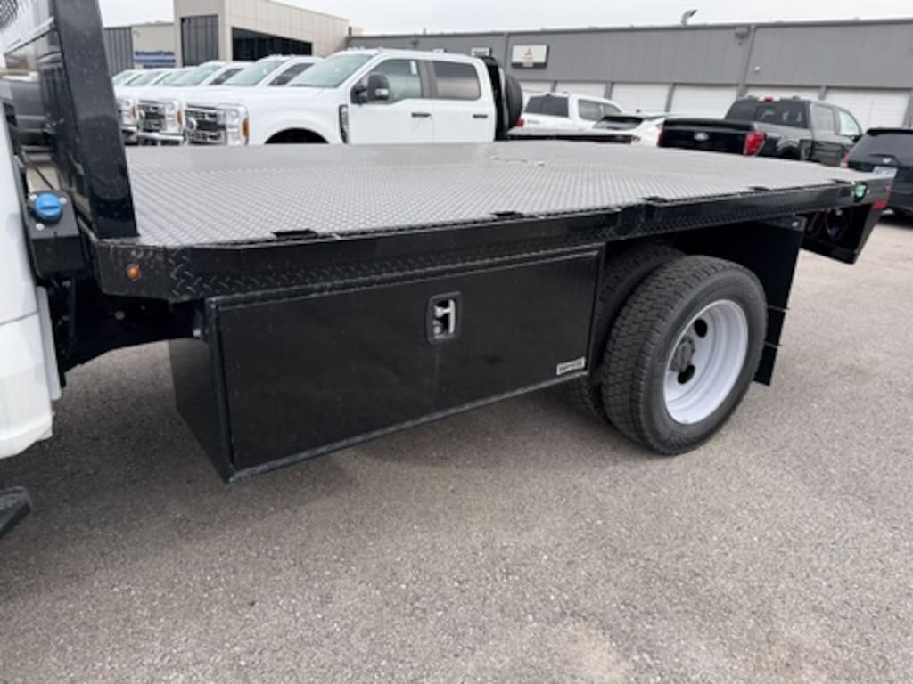 New 2024 Ford F-550 Flatbed XL Truck
