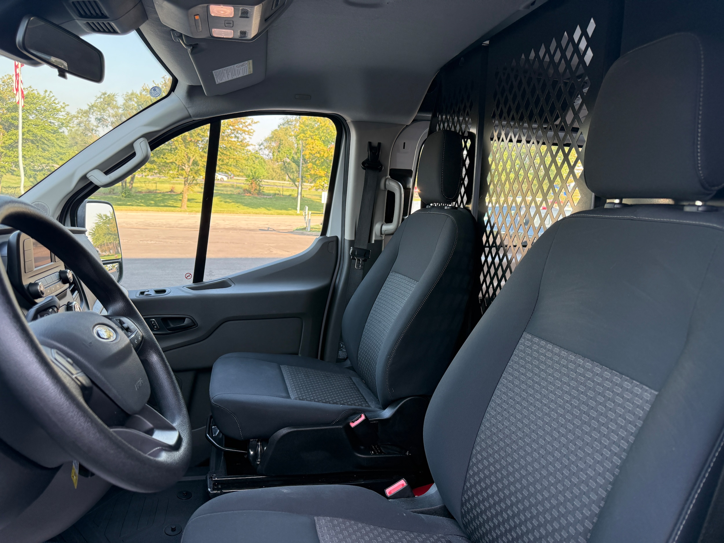 Used 2024 Ford Transit Van Base with VIN 1FTBR1Y89RKA96761 for sale in Kansas City