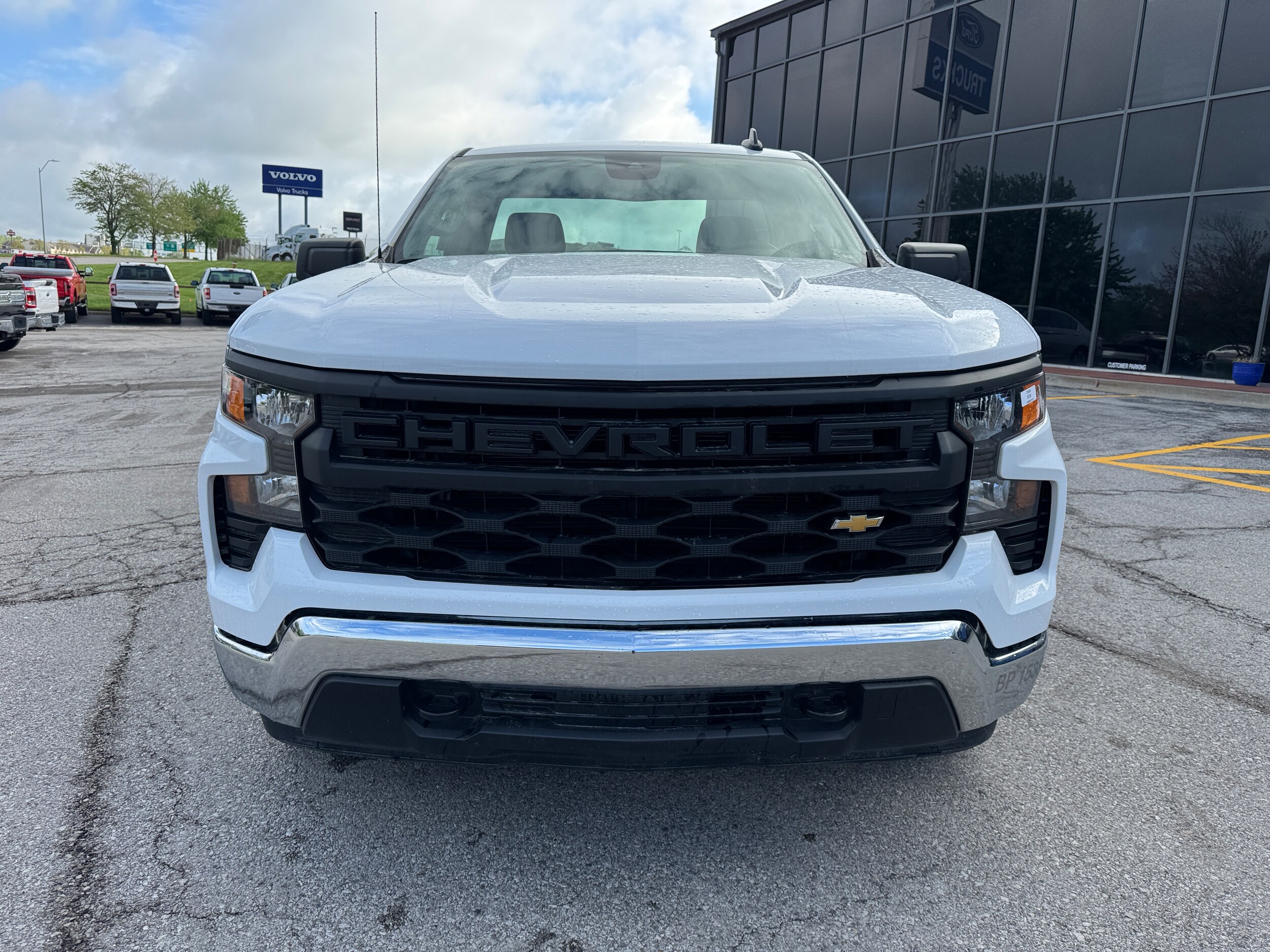 2024 Chevrolet Silverado Work Truck photo 4