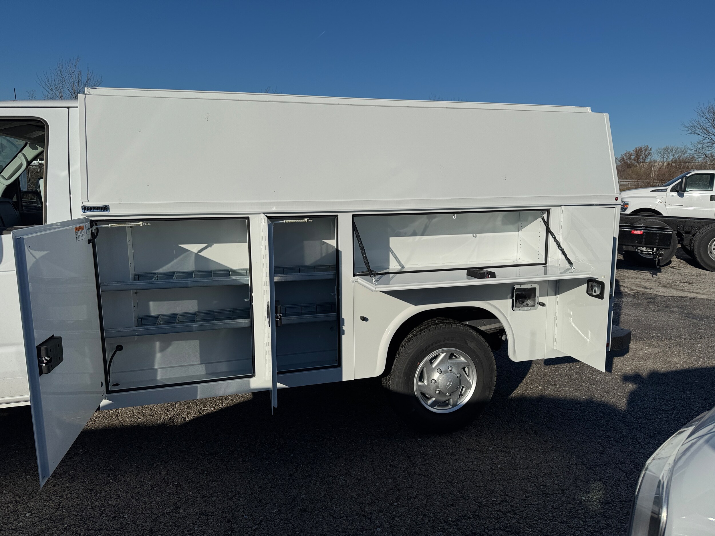 2025 Ford E-350 Base photo 3