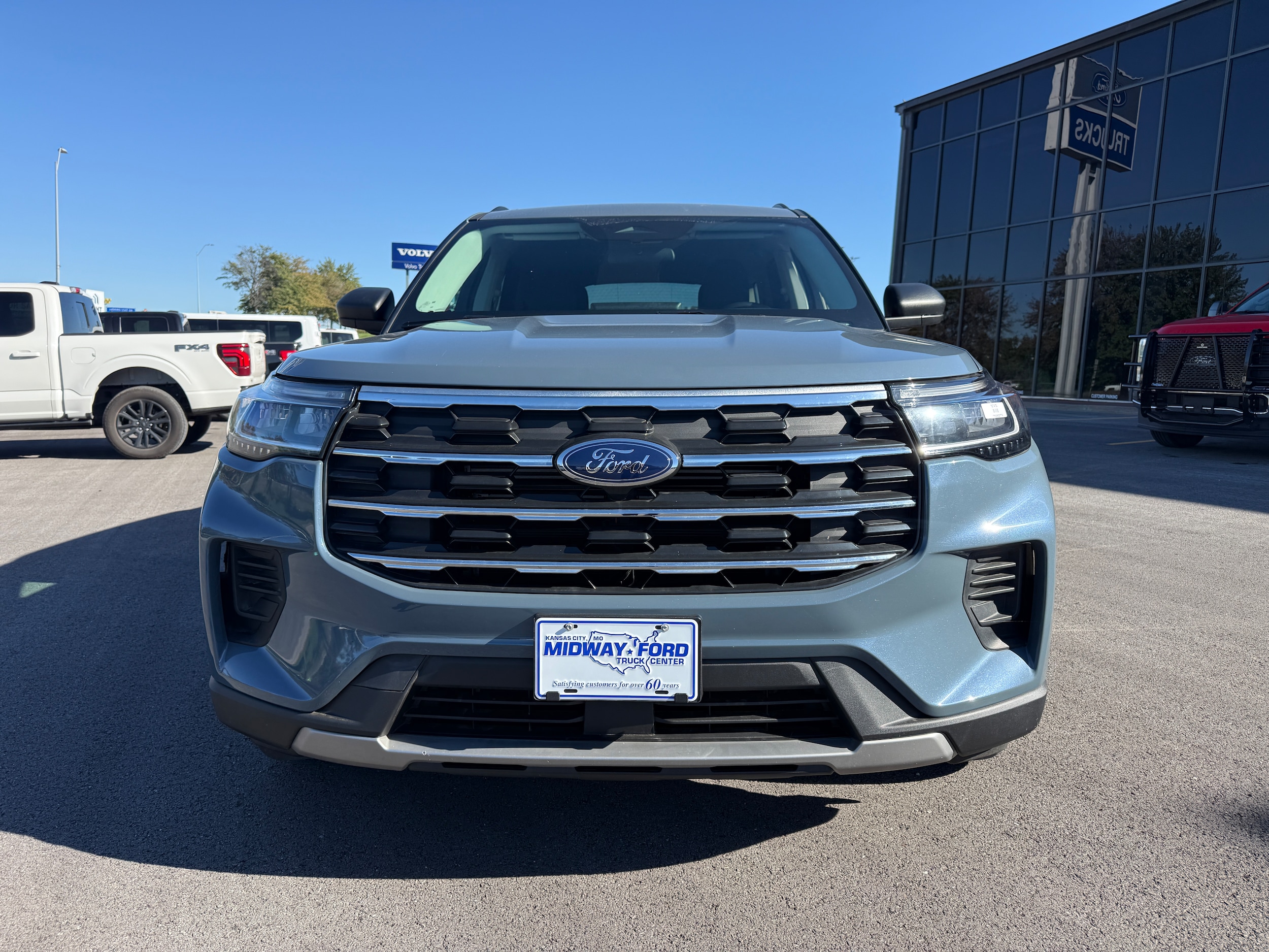 Used 2025 Ford Explorer Active with VIN 1FMUK8DH9SGB75718 for sale in Kansas City