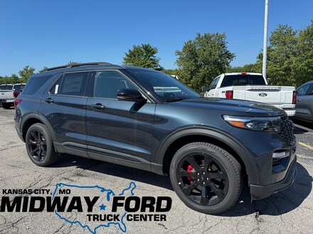 2023 Ford Explorer ST SUV
