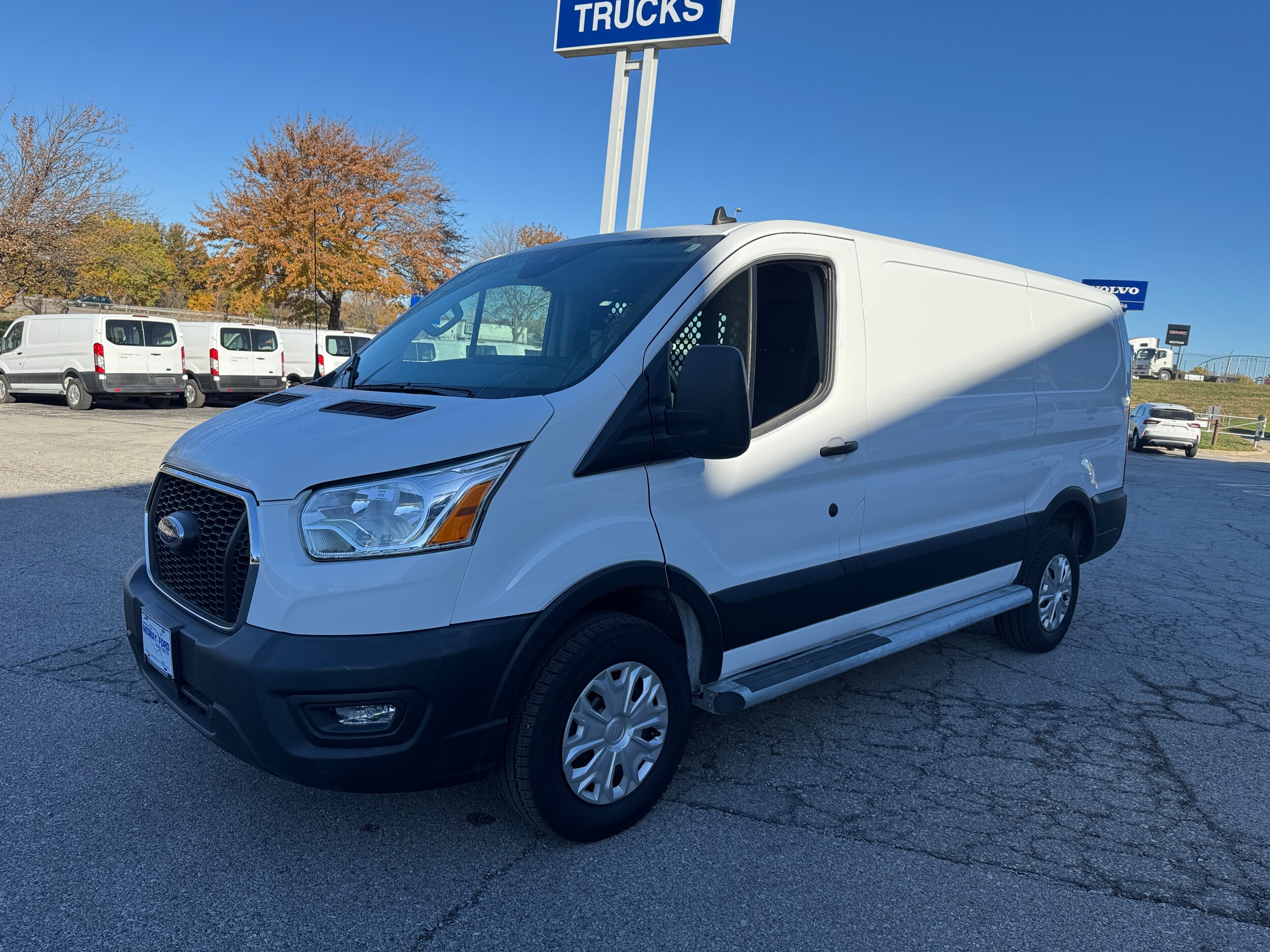 2023 Ford Transit photo 3