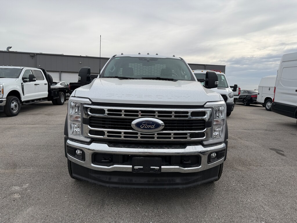 New 2024 Ford F-550 Flatbed XL Truck