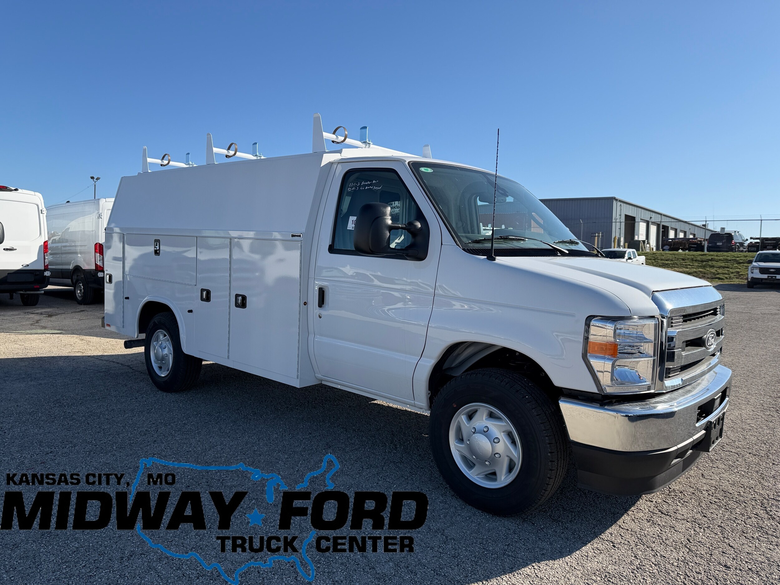 2026 Ford E-Series SRW E-350 Super Duty 138 in WB's photo