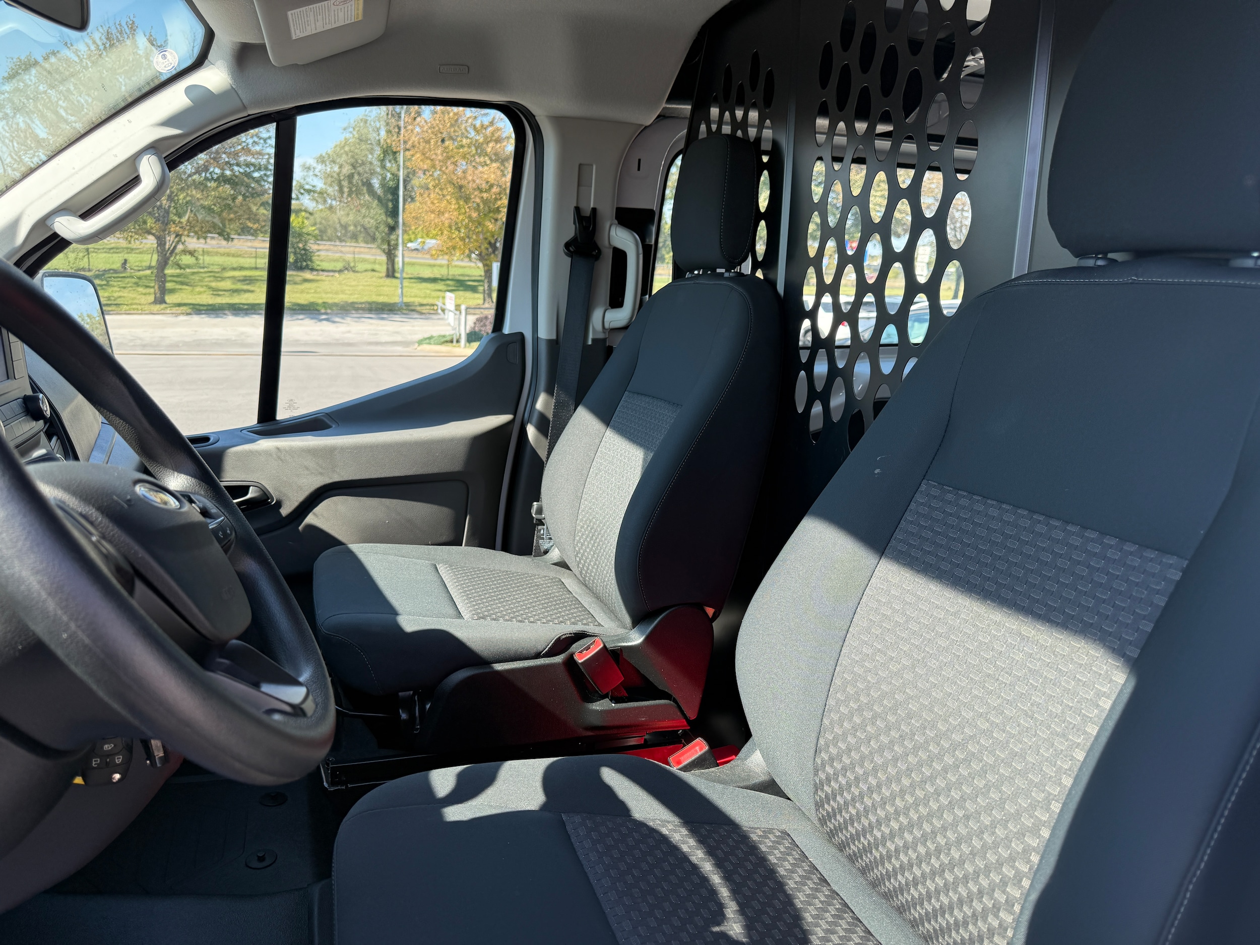 Used 2025 Ford Transit Van Base with VIN 1FTBR1Y84SKA86810 for sale in Kansas City