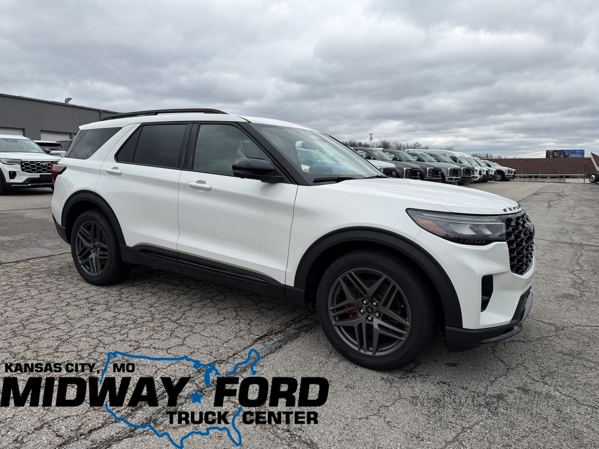2025 Ford Explorer ST 4WD (PL535)'s photo