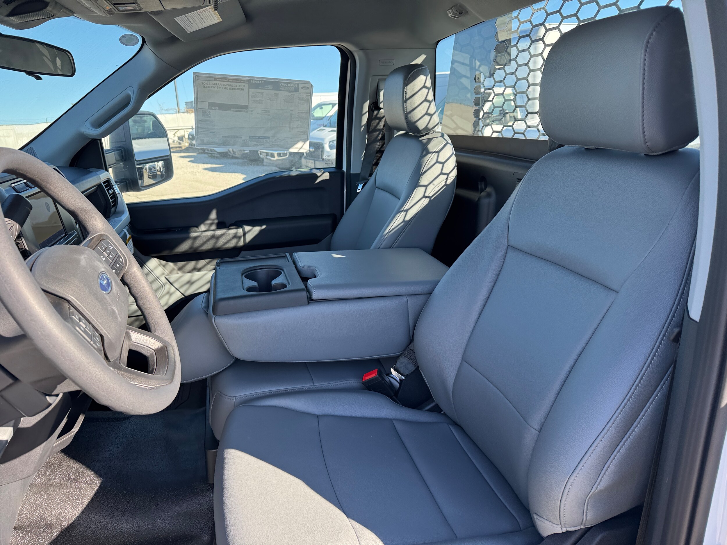2023 Ford F-550 XL photo 3