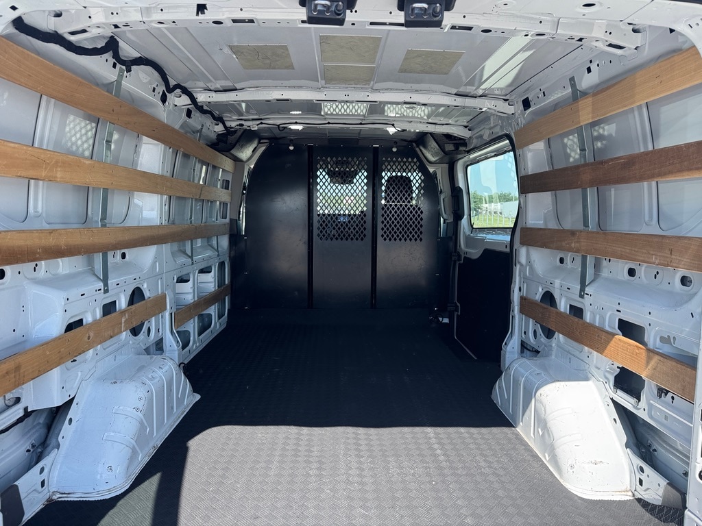 Used 2023 Ford Transit Van Base with VIN 1FTBR1Y86PKA25188 for sale in Kansas City