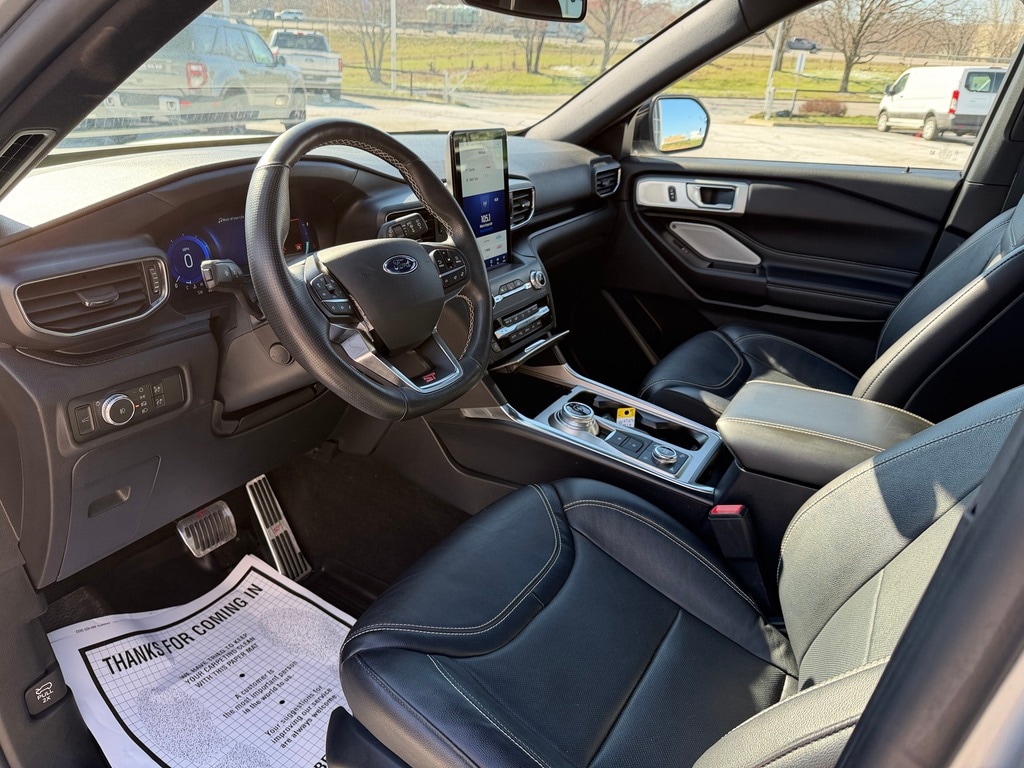 Used 2020 Ford Explorer ST with VIN 1FM5K8GC1LGA39444 for sale in Kansas City