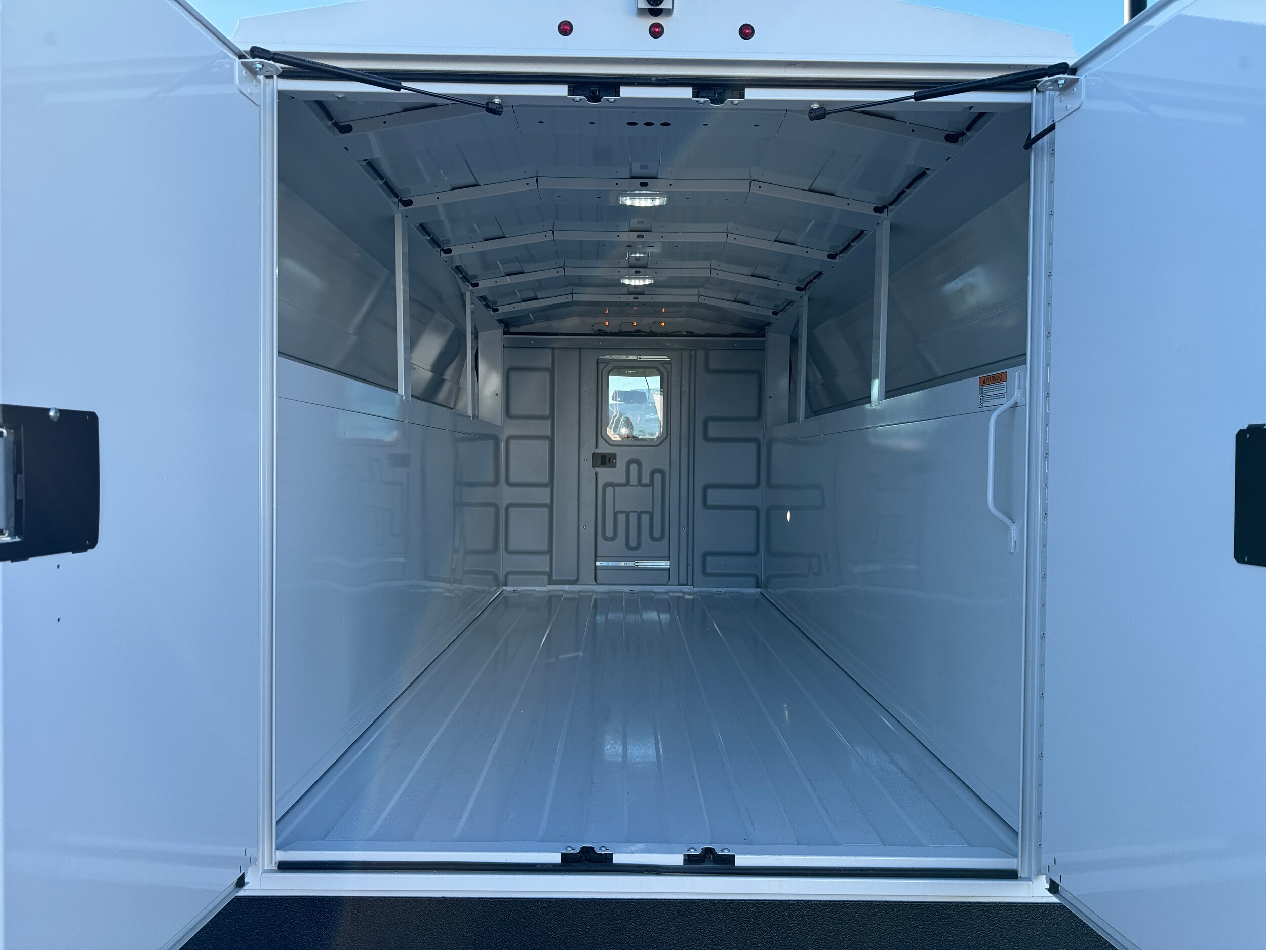 2025 Ford E-350 Base photo 4