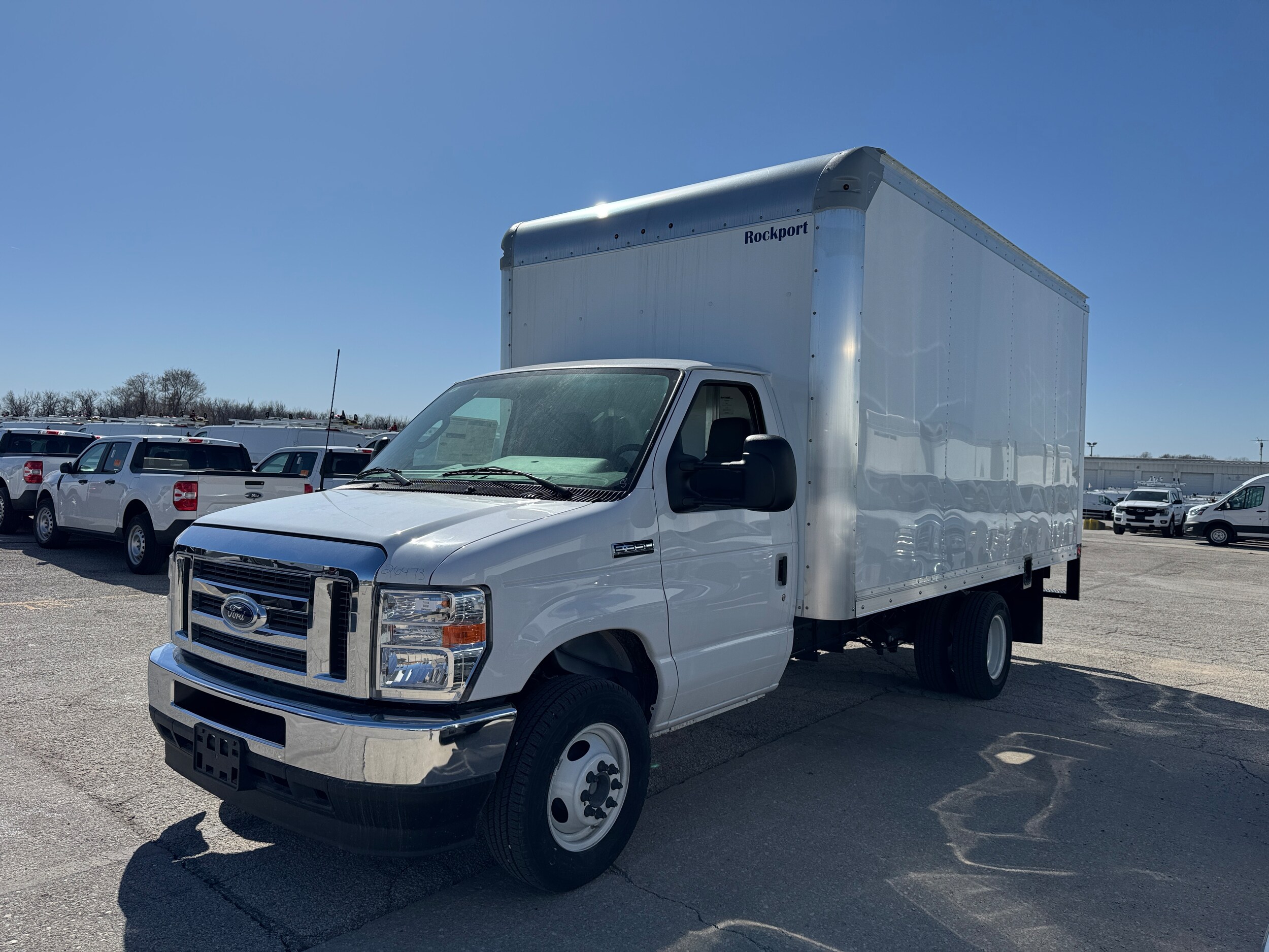 2025 Ford E-350 photo 2