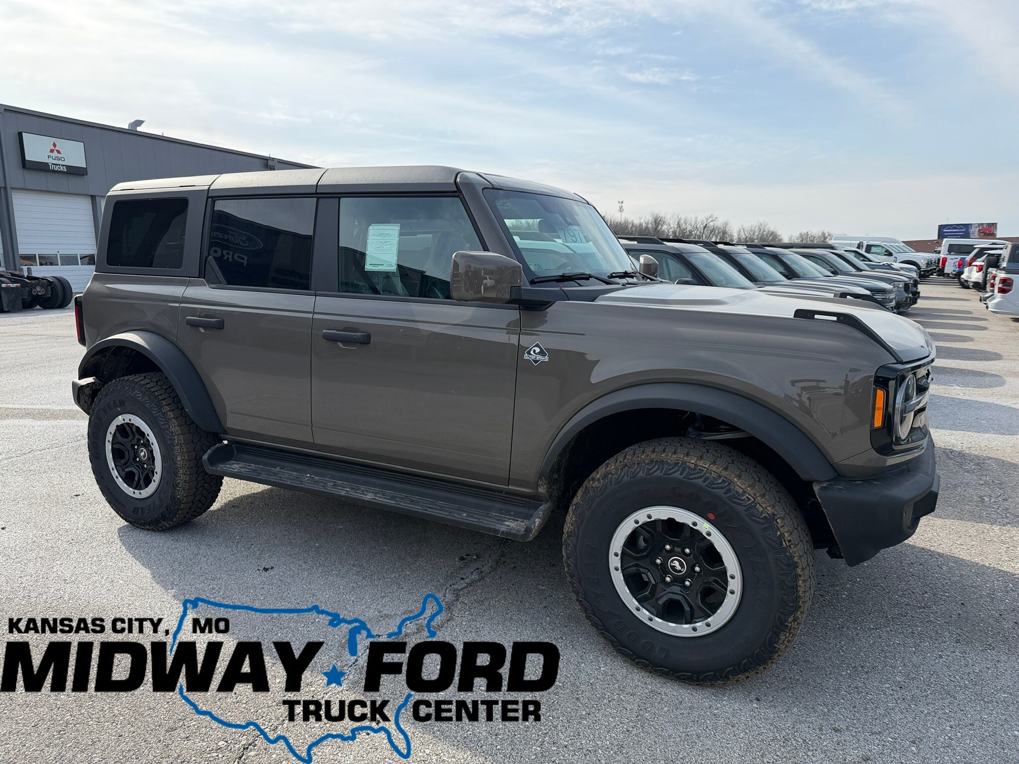 2026 Ford Bronco Outer Banks SUV