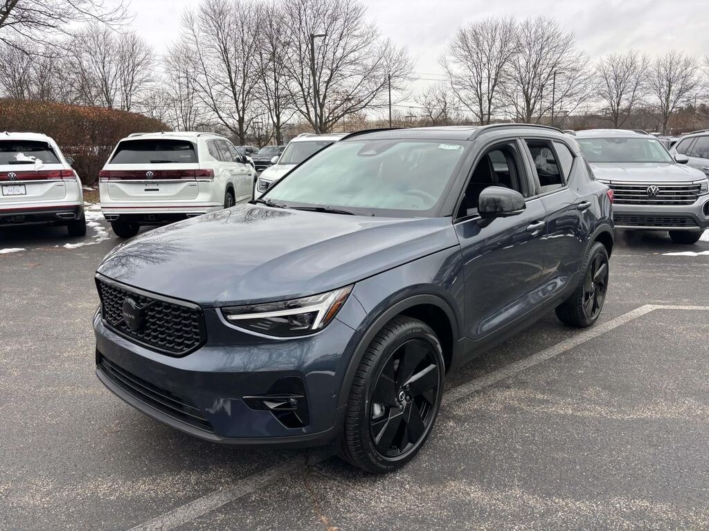 New 2026 Volvo XC40 B5 Ultra Black Edition Sport Utility