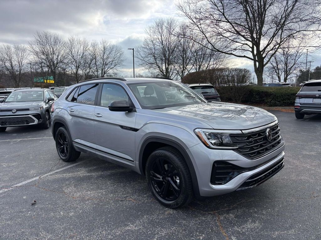 New 2026 Volkswagen Atlas Cross Sport 2.0T SEL R-Line Black Sport Utility