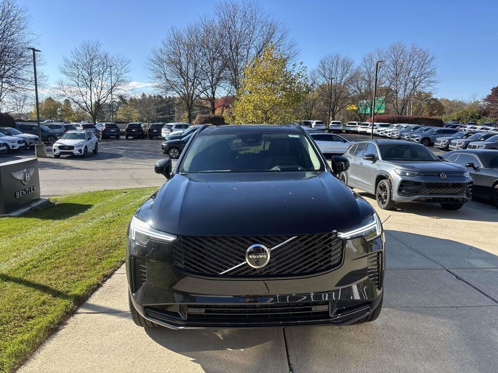 New 2026 Volvo XC90 B6 Ultra Sport Utility