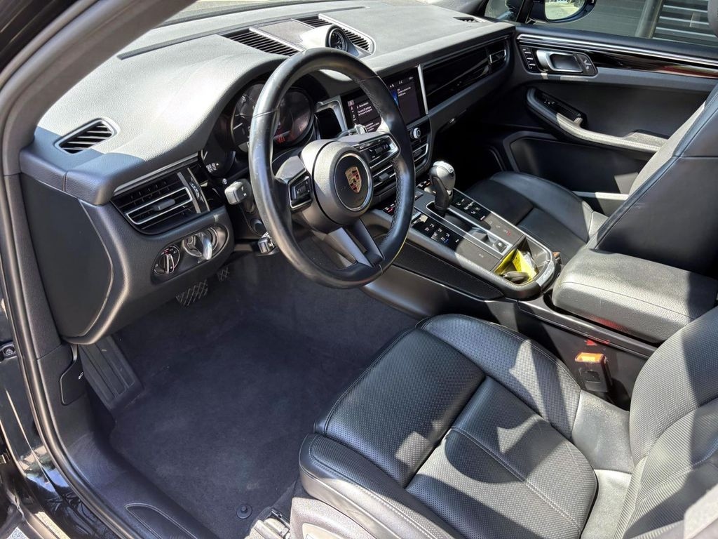 Certified 2024 Porsche Macan Sport Utility