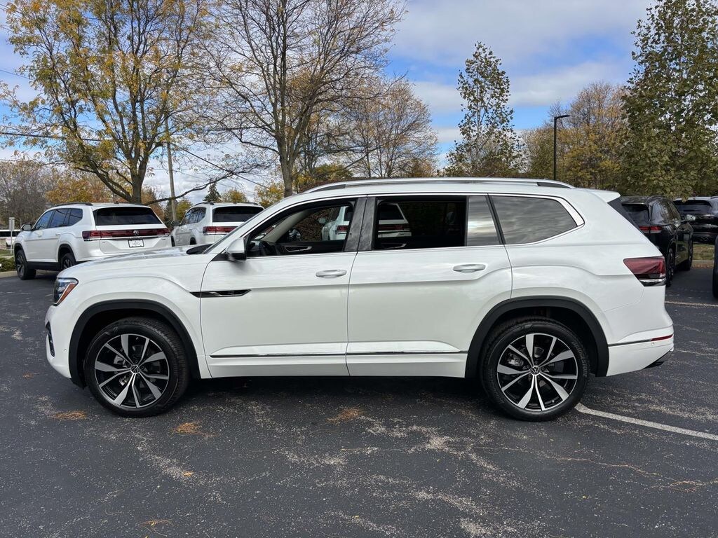 New 2026 Volkswagen Atlas 2.0T SEL Premium R-Line Sport Utility