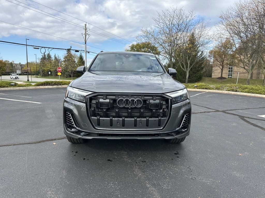 New 2026 Audi Q7 45 Premium Sport Utility