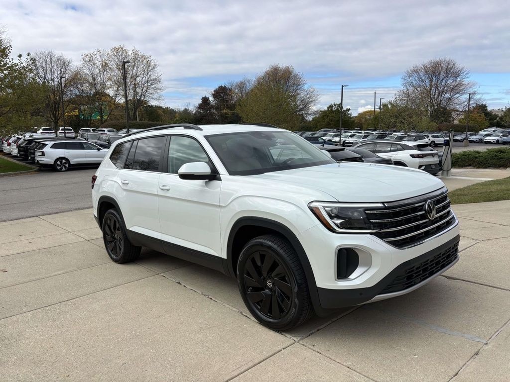 New 2026 Volkswagen Atlas 2.0T SE w/Technology Sport Utility