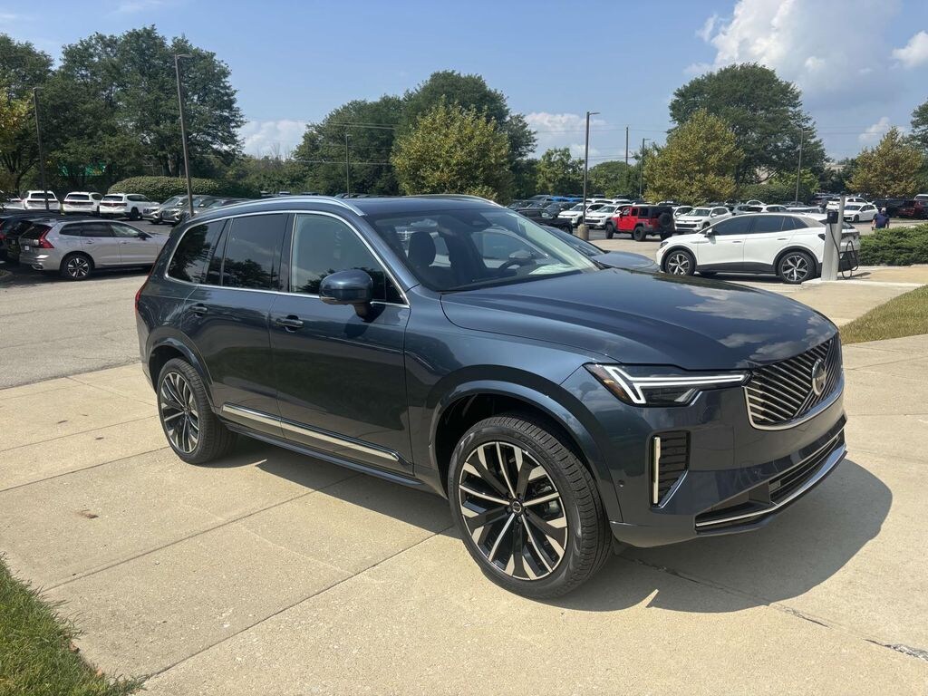 New 2026 Volvo XC90 B5 Plus Sport Utility