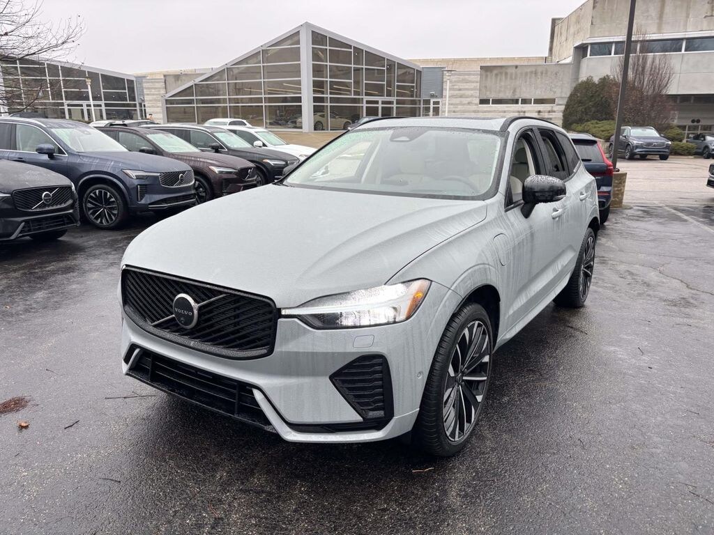 New 2026 Volvo XC60 Plug-In Hybrid T8 Ultra Sport Utility