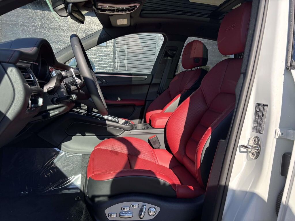 New 2026 Porsche Macan GTS Sport Utility