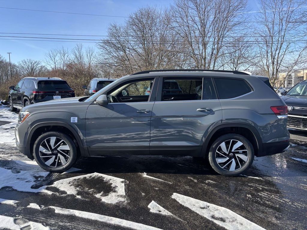 New 2026 Volkswagen Atlas 2.0T SE w/Technology Sport Utility