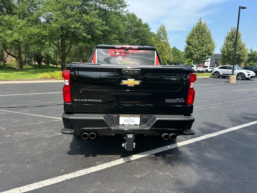 Used 2024 Chevrolet Silverado 1500 High Country Crew Cab