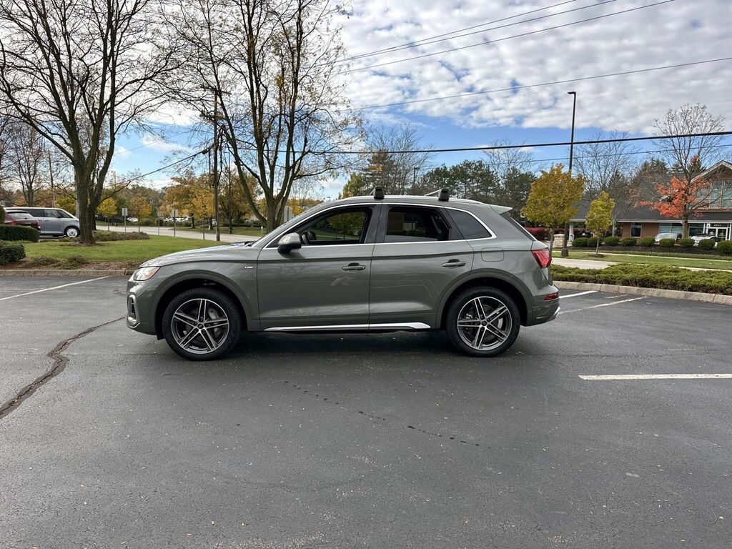 Used 2024 Audi Q5 e Sport Utility