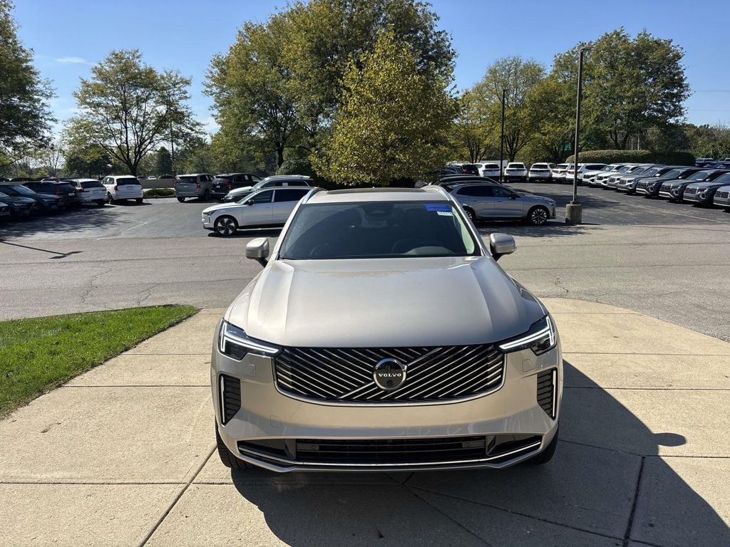 New 2026 Volvo XC90 B6 Plus 7-Seater Sport Utility