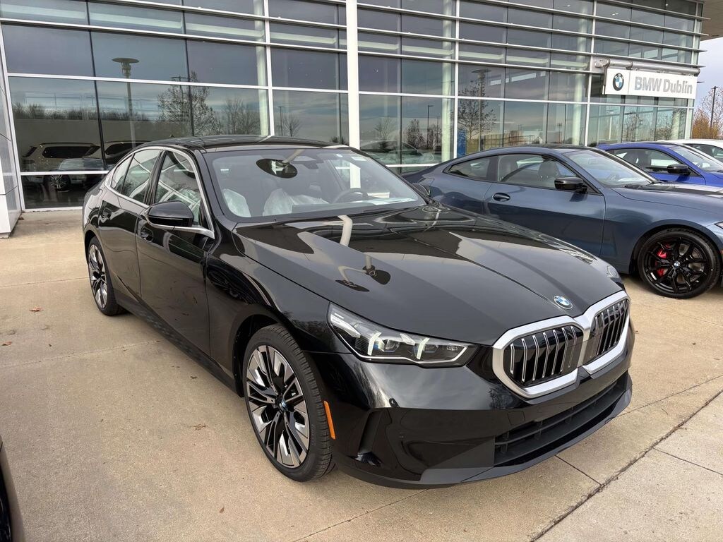 New 2026 BMW 5 Series 530i xDrive Sedan