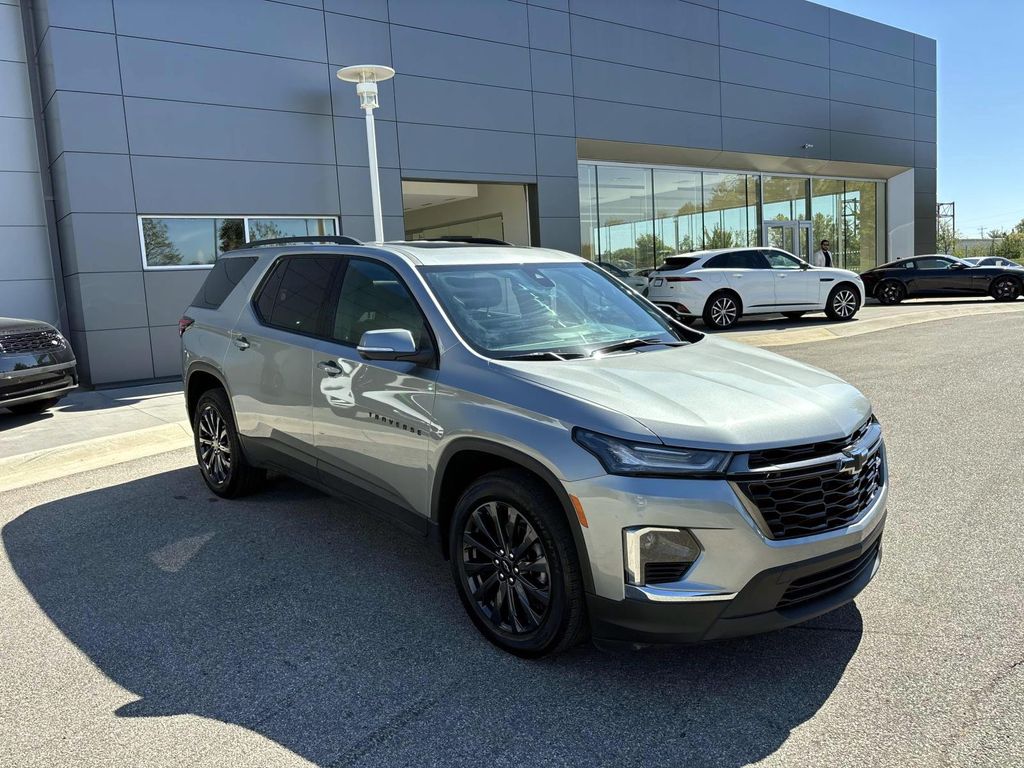 2023 Chevrolet Traverse RS